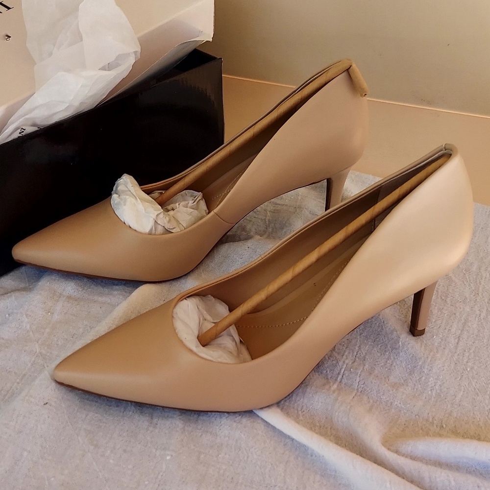 Alfani - “Jeules” pump - size 8,5